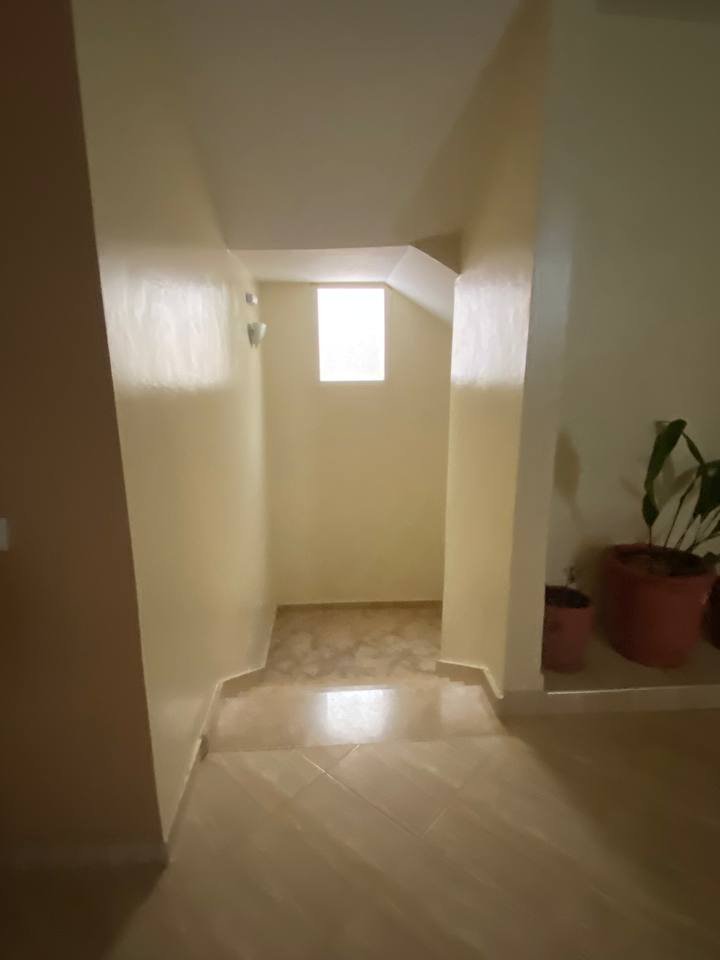 شقة جديدة للبيع مع تراس في الطابق الثاني - Photo 12