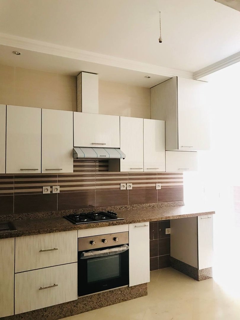 شقة جديدة للبيع مع تراس في الطابق الثاني - Photo 6