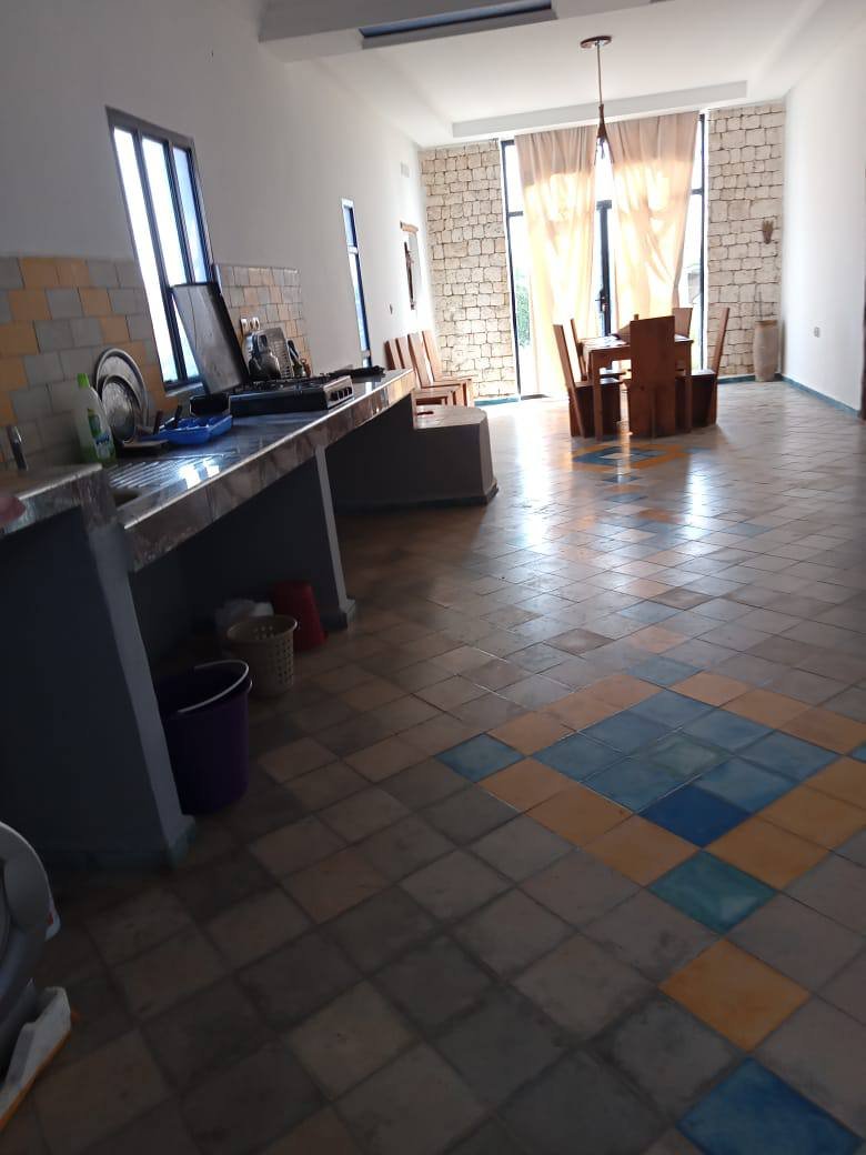 فيلا للبيع مع مسبح - Photo 7