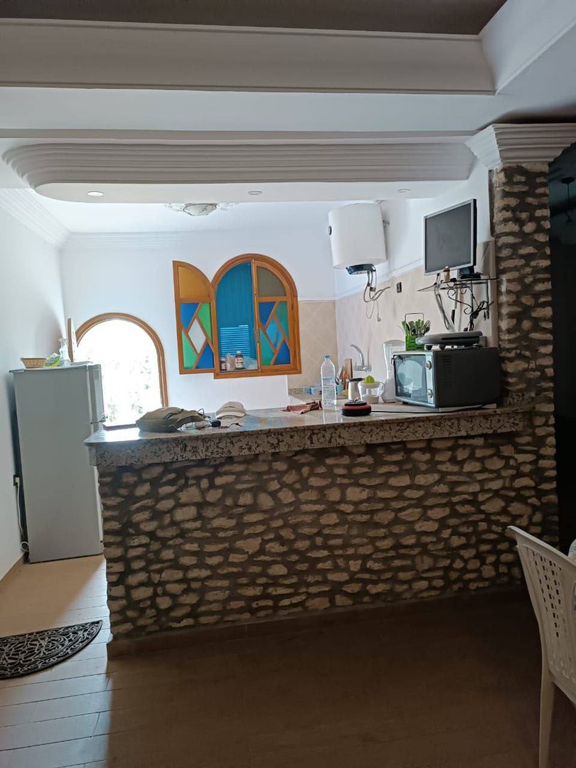 Villa for sale with pool, 3 bedrooms, 2000m². - Photo 9