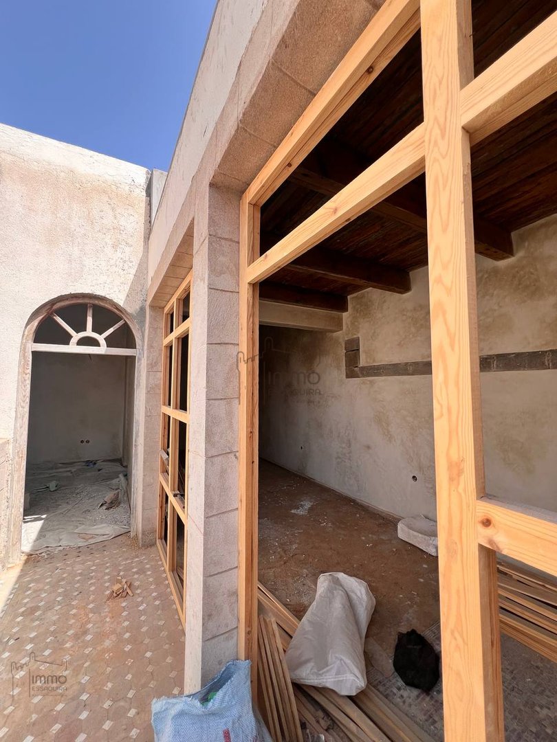 رياض جديد للبيع مع تراس - Photo 16