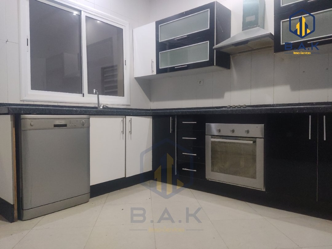 Apartment for rent with balcony - Photo 11