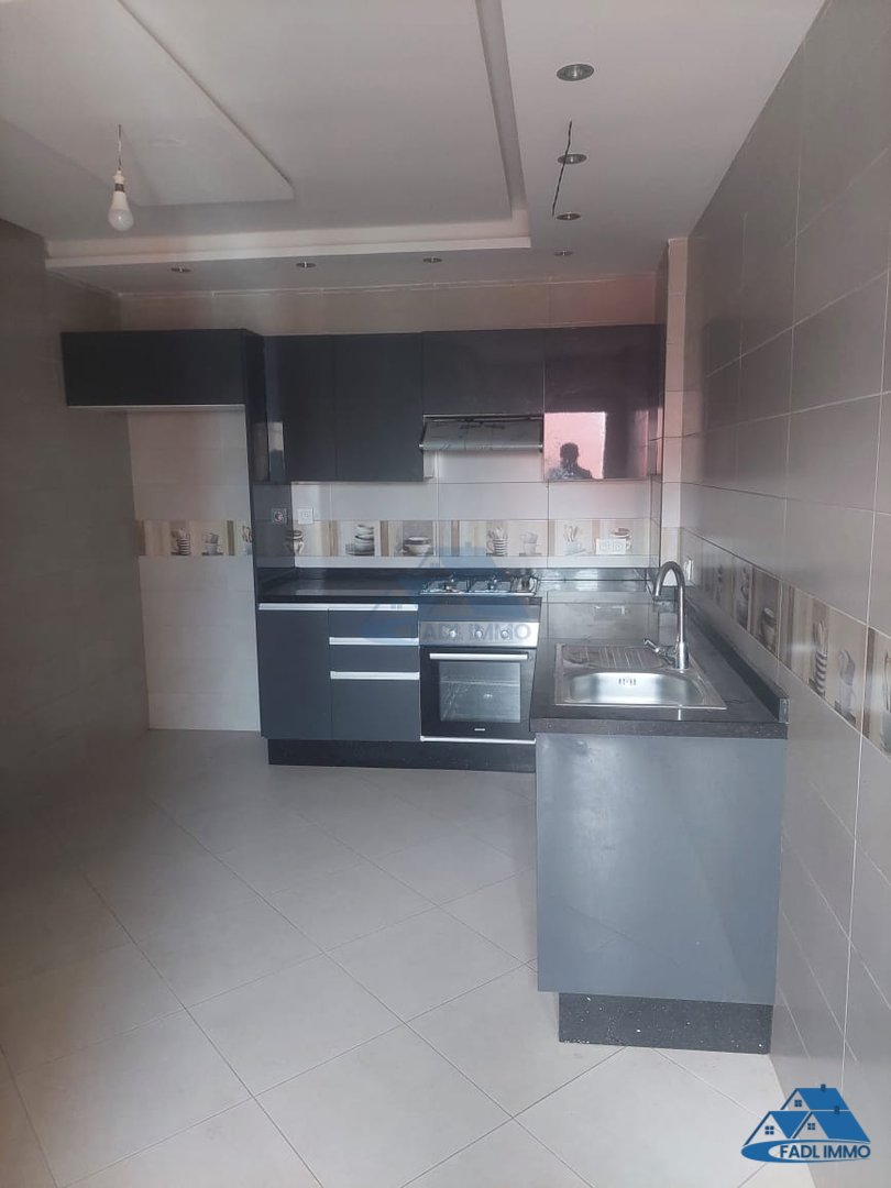 Apartment for sale with balcony - Photo 3