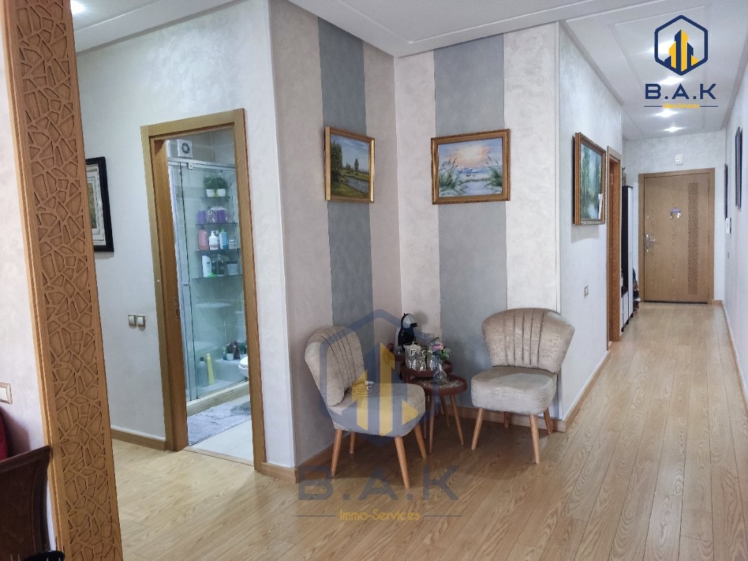 Apartment for sale with terrace - Photo 3