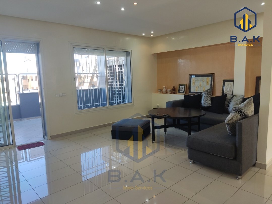 شقة للبيع مع تراس في الطابق السادس - Photo 1