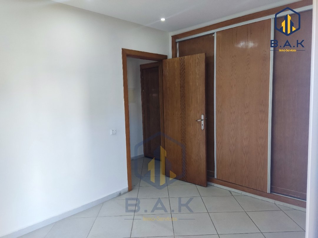 Apartamento en alquiler con terraza - Photo 4