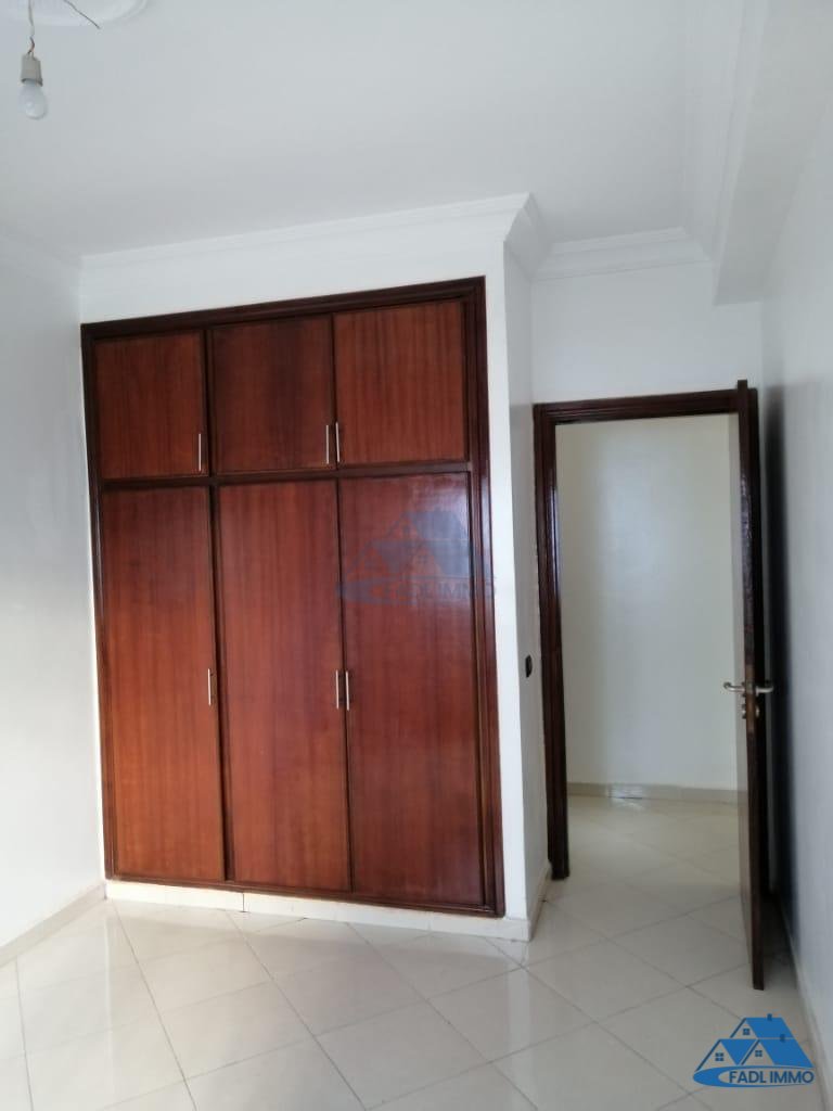 Apartment for sale with balcony - Photo 2