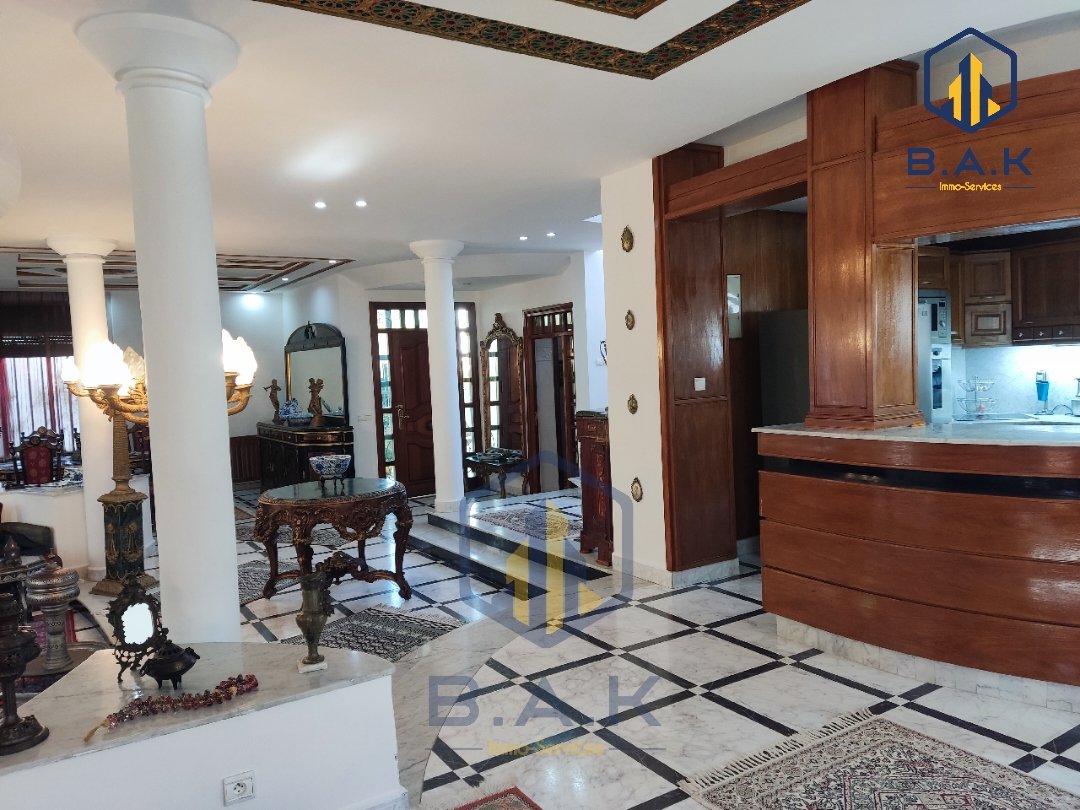 Villa à vendre avec terrasse et deux étages - Photo 11