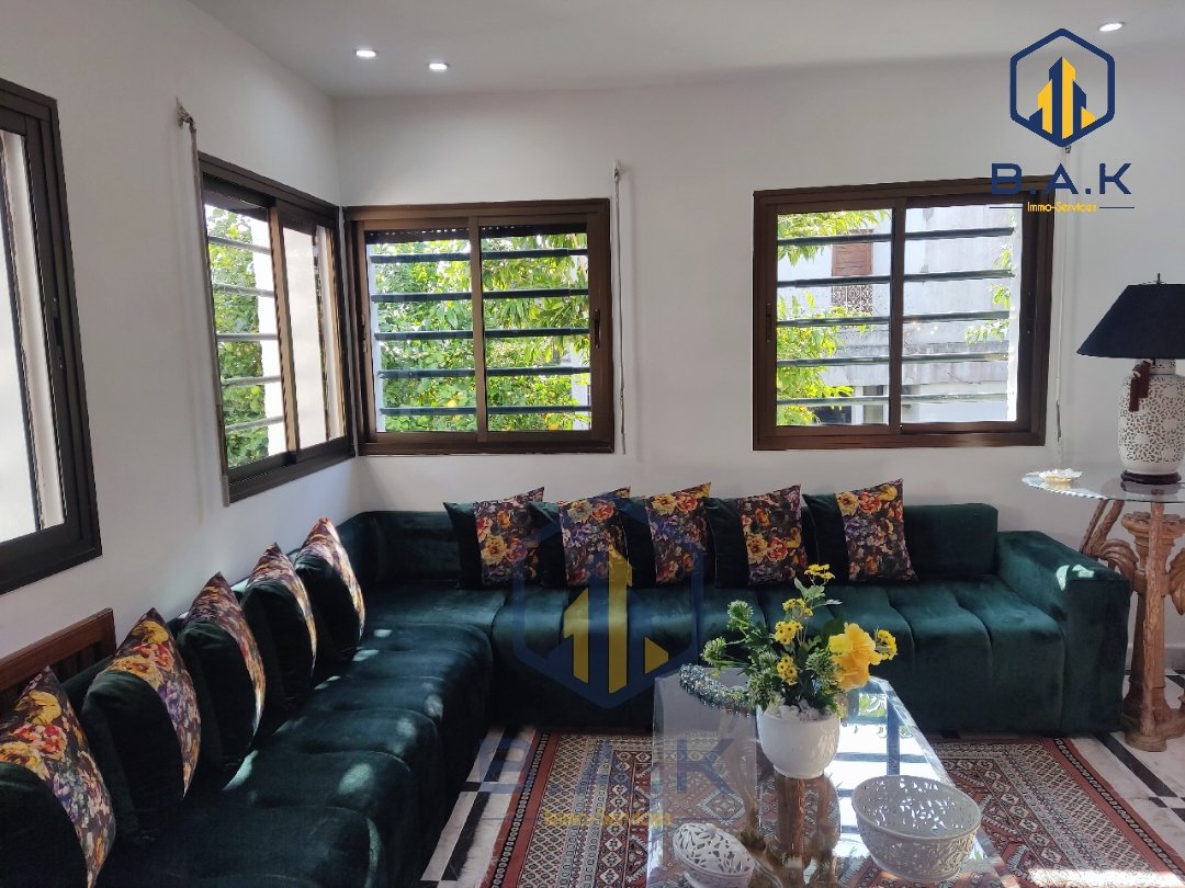 Villa à vendre avec terrasse et deux étages - Photo 13