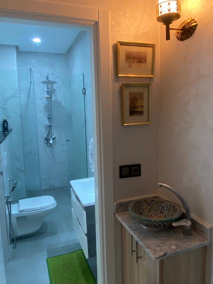 شقة للبيع مع تراس في الطابق الأرضي - Photo 4