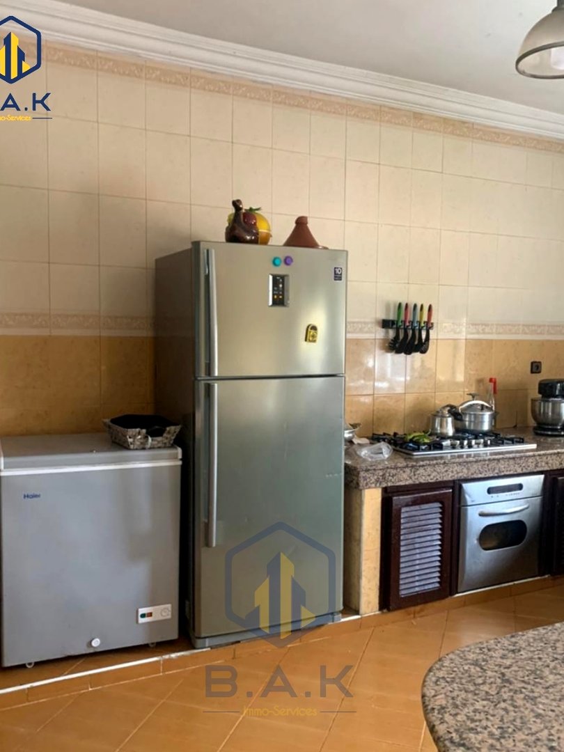 Casa en venta con terraza y dos pisos - Photo 10