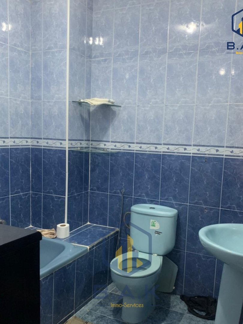 Casa en venta con terraza y dos pisos - Photo 12