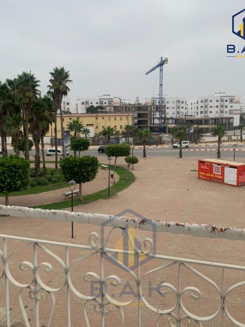 Casa en venta con terraza y dos pisos - Photo 15