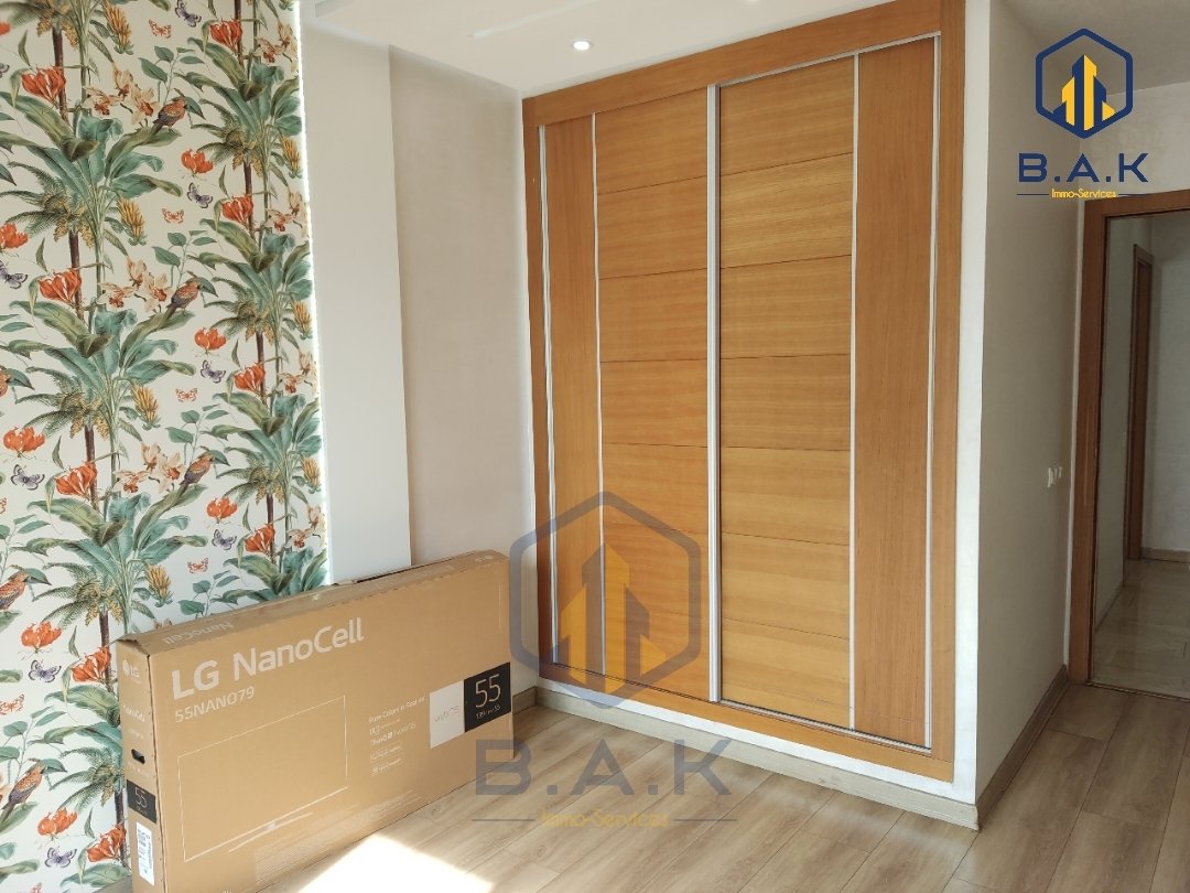 Apartamento en alquiler con balcón en el primer piso - Photo 12