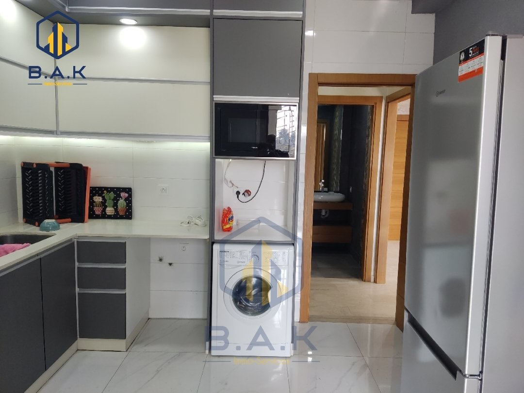 Apartamento en alquiler con balcón en el primer piso - Photo 15