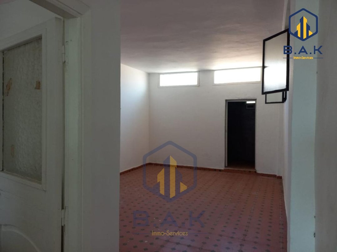 Local Industrial en venta con parking - Photo 11