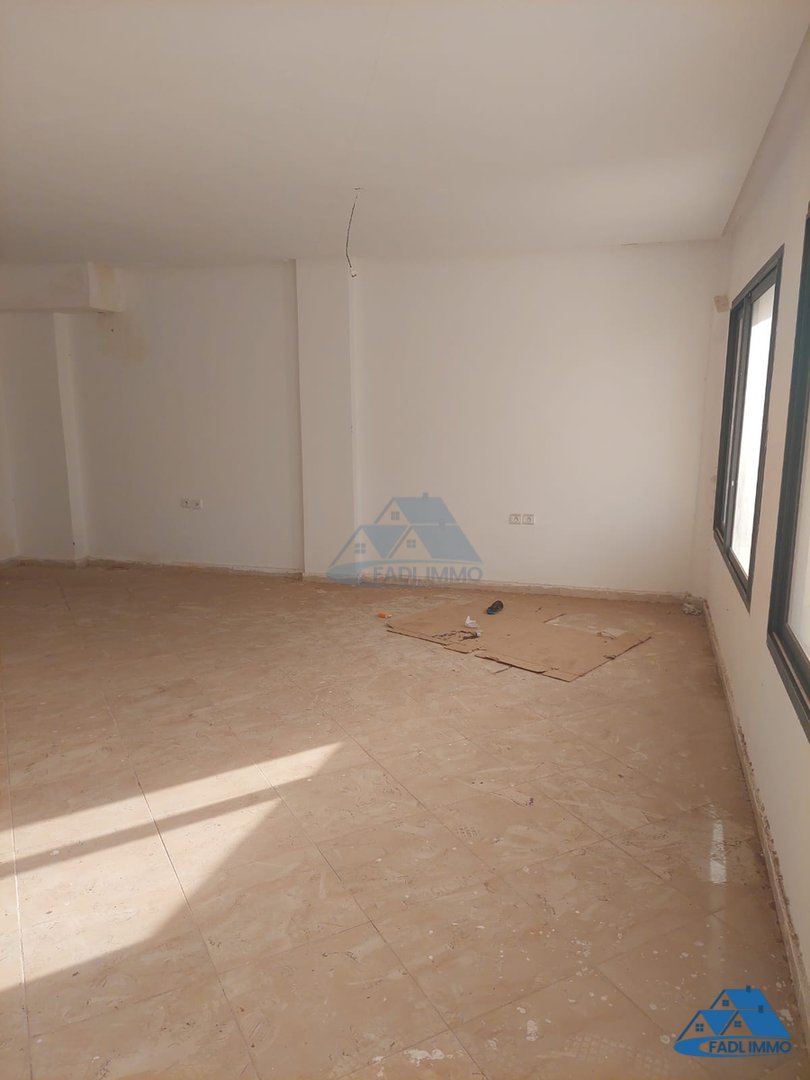 Bureau à vendre au premier étage - Photo 1