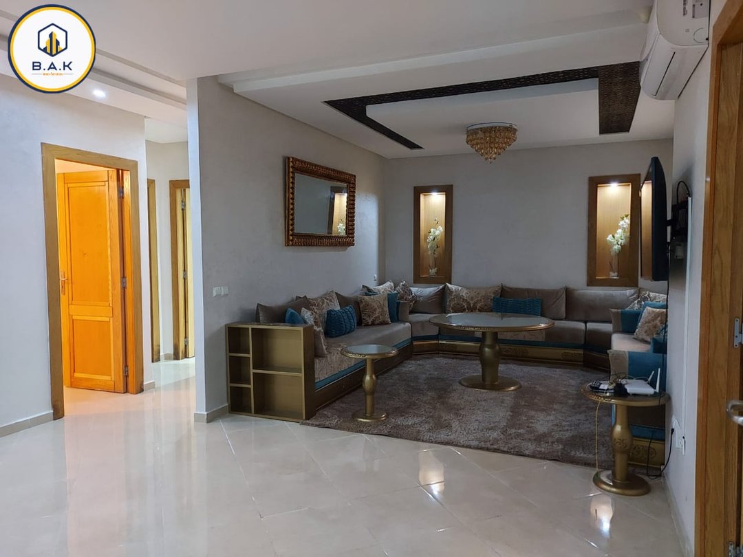 Apartment for rent with parking - Photo 2