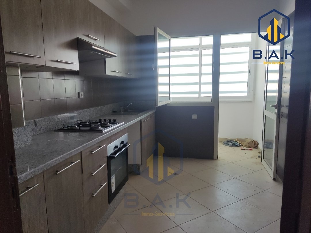 شقة للإيجار مع تراس في الطابق الرابع - Photo 10