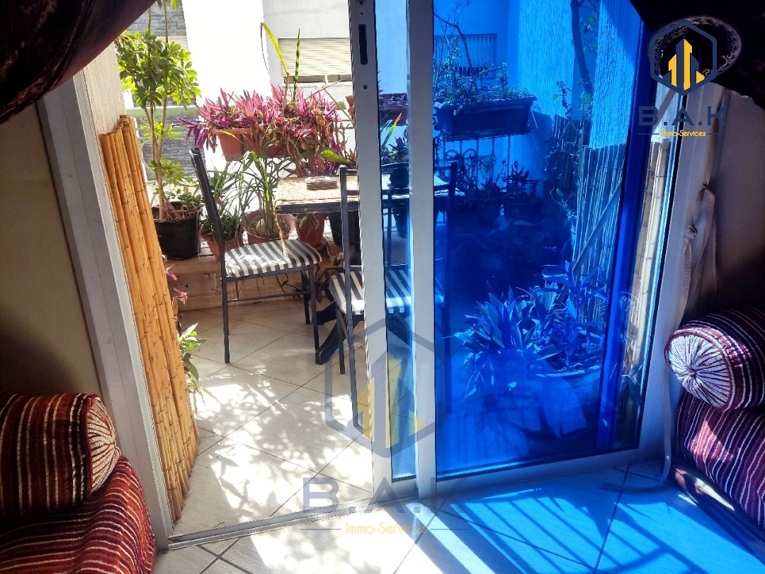 شقة للبيع مع تراس في الطابق الثالث - Photo 17