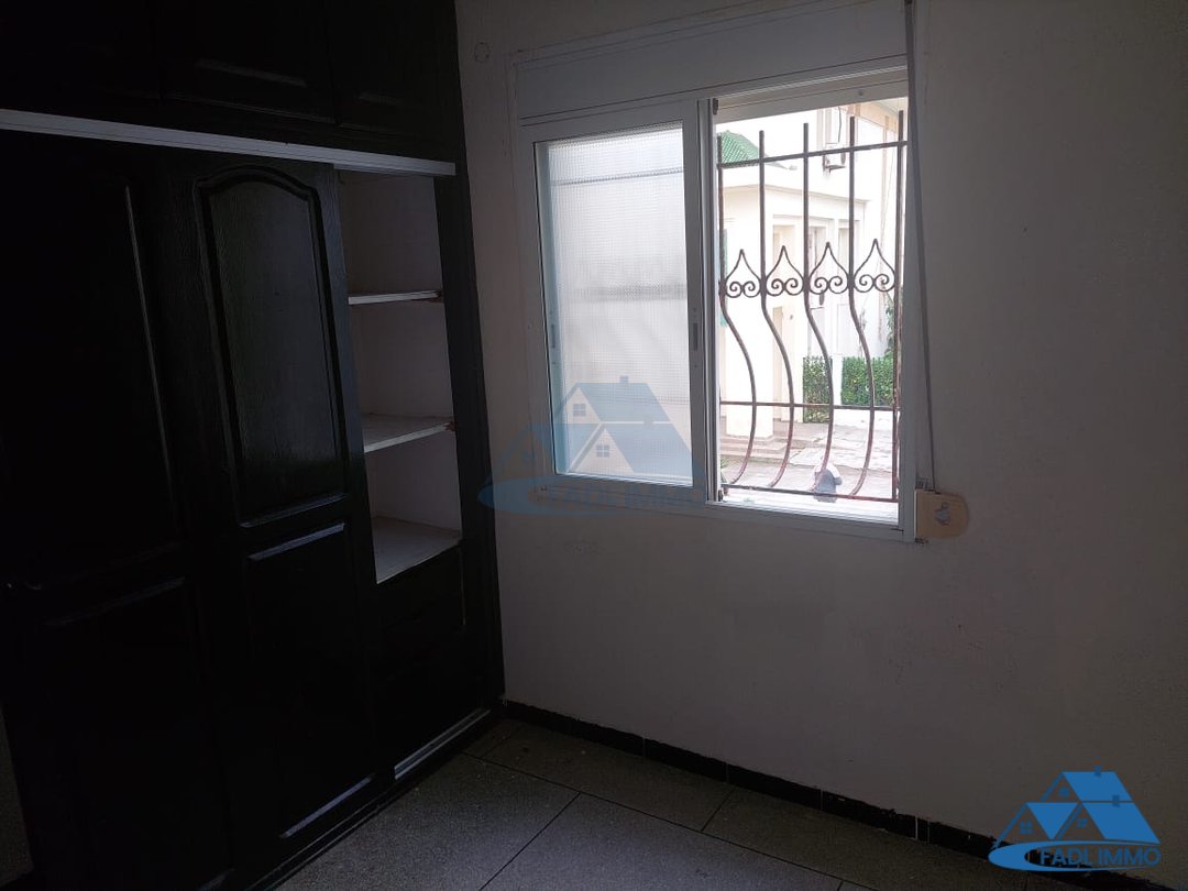 Appartement à vendre avec jardin au premier étage - Photo 2