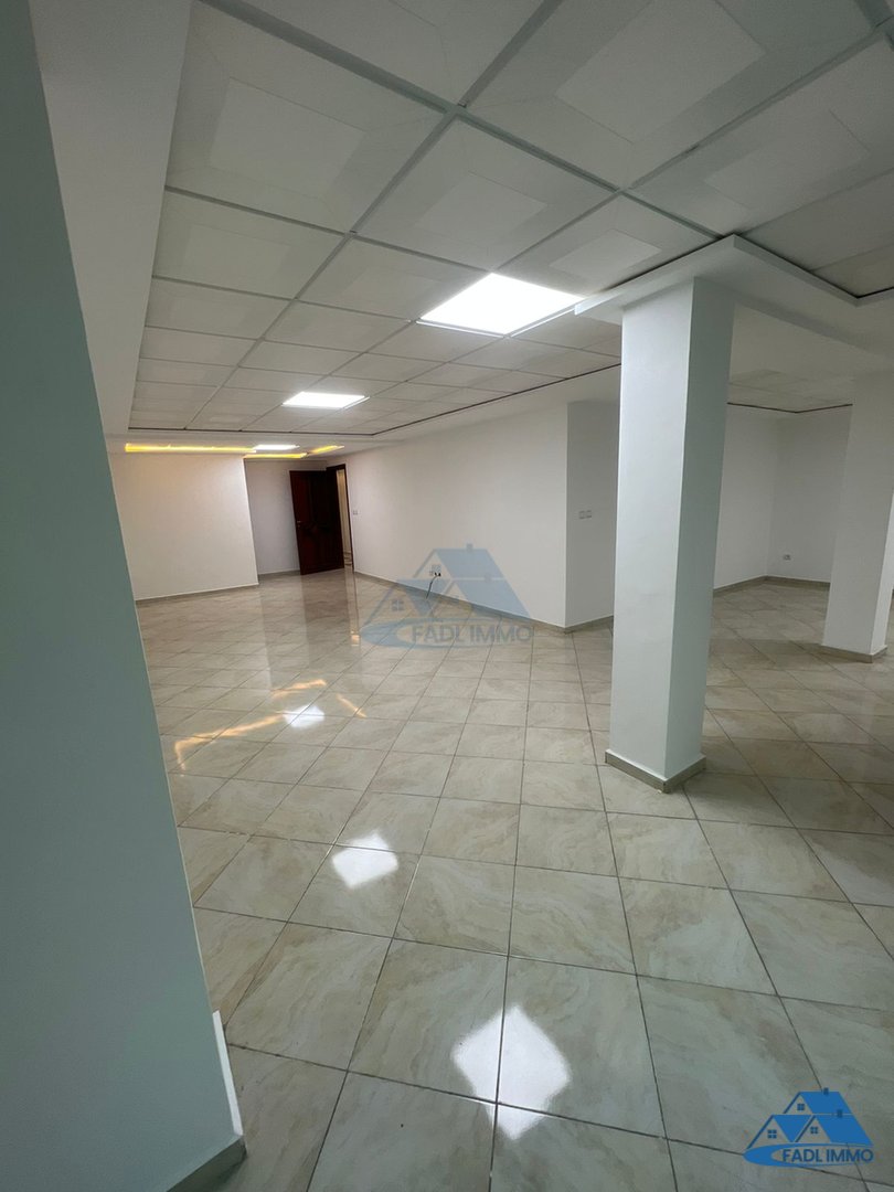 Bureau à vendre au premier étage - Photo 19