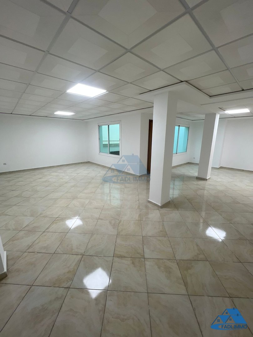 Bureau à vendre au premier étage - Photo 24