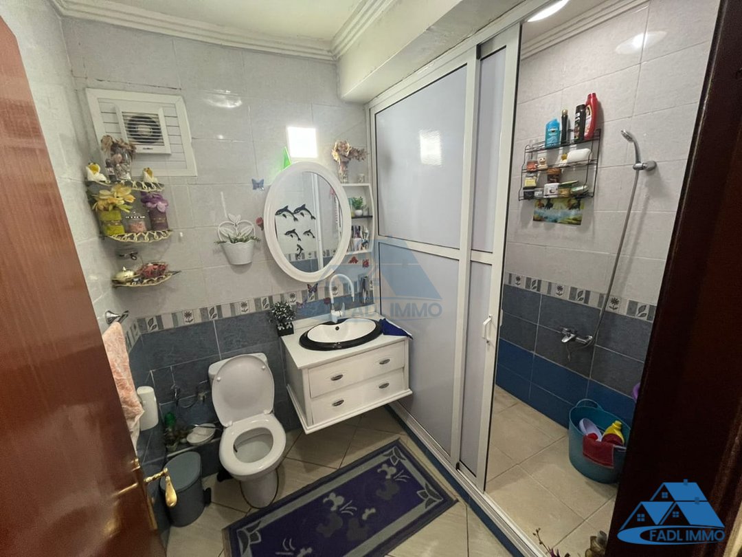 شقة للبيع مع موقف سيارات في الطابق الثالث - Photo 4