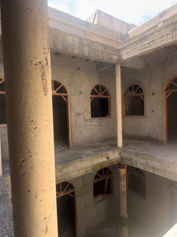 رياض شبه مُكتمل للبيع في مركز الصويرة، 12 غرفة - Photo 5