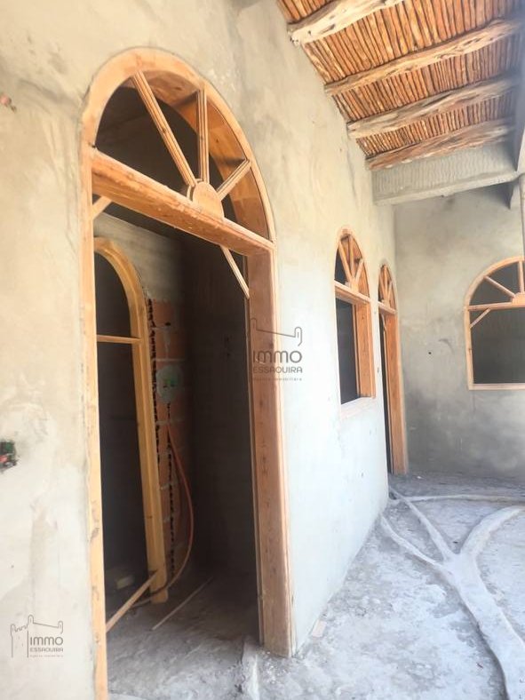 رياض شبه مُكتمل للبيع في مركز الصويرة، 12 غرفة - Photo 6