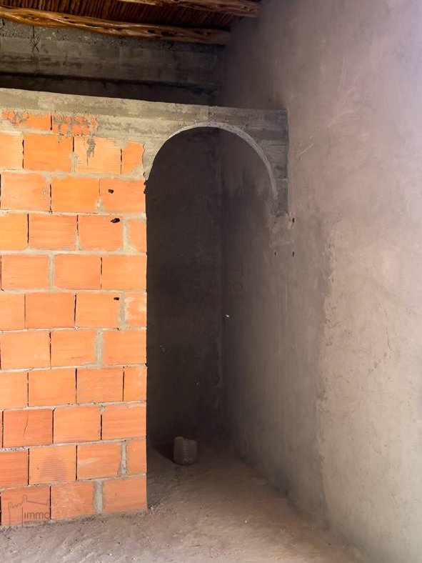 رياض شبه مُكتمل للبيع في مركز الصويرة، 12 غرفة - Photo 8