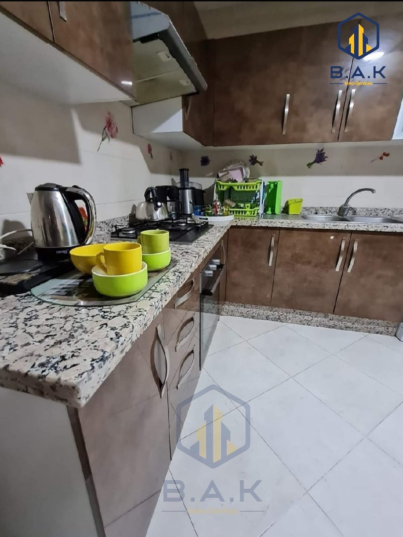 شقة للإيجار مع موقف سيارات في الطابق الأرضي - Photo 6