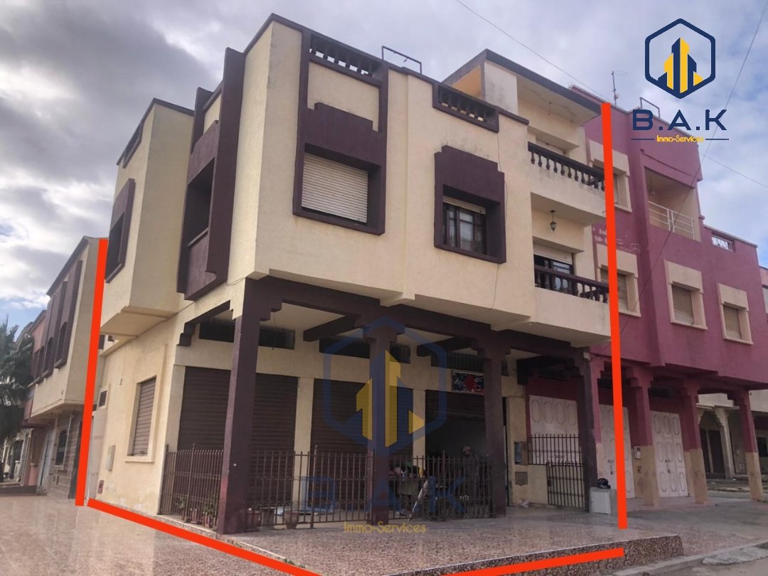 Maison à vendre avec garage et deux étages - Photo 1