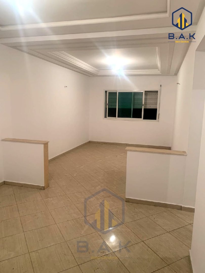 شقة للبيع مع شرفة في الطابق الثالث - Photo 1