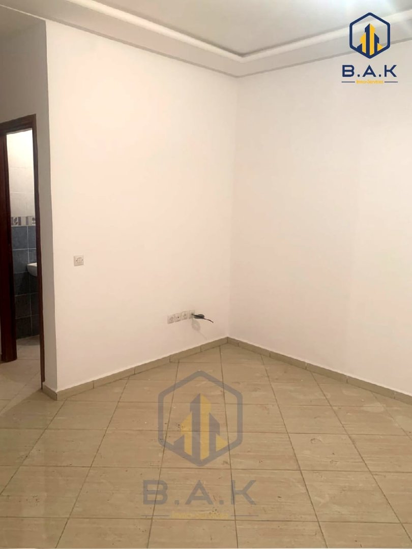 شقة للبيع مع شرفة في الطابق الثالث - Photo 6