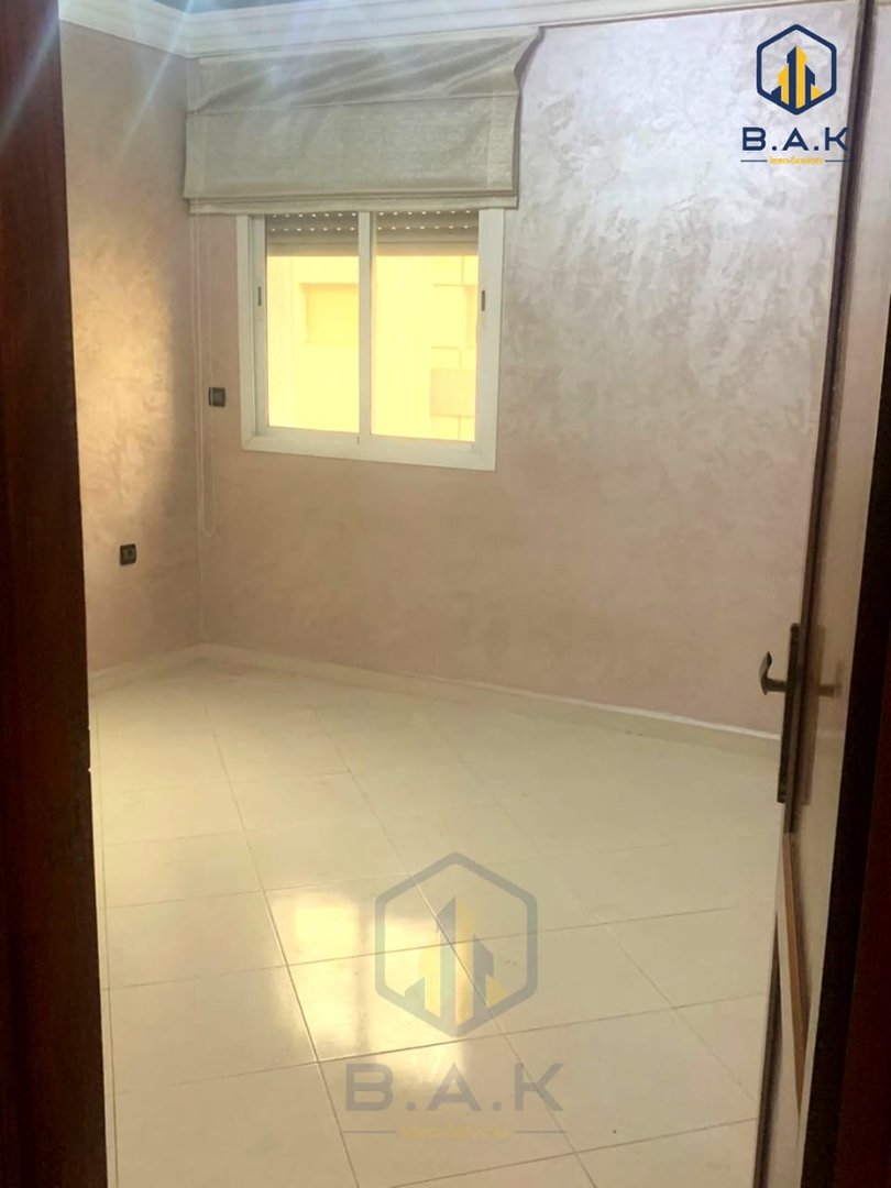 Apartment for sale with balcony - Photo 7