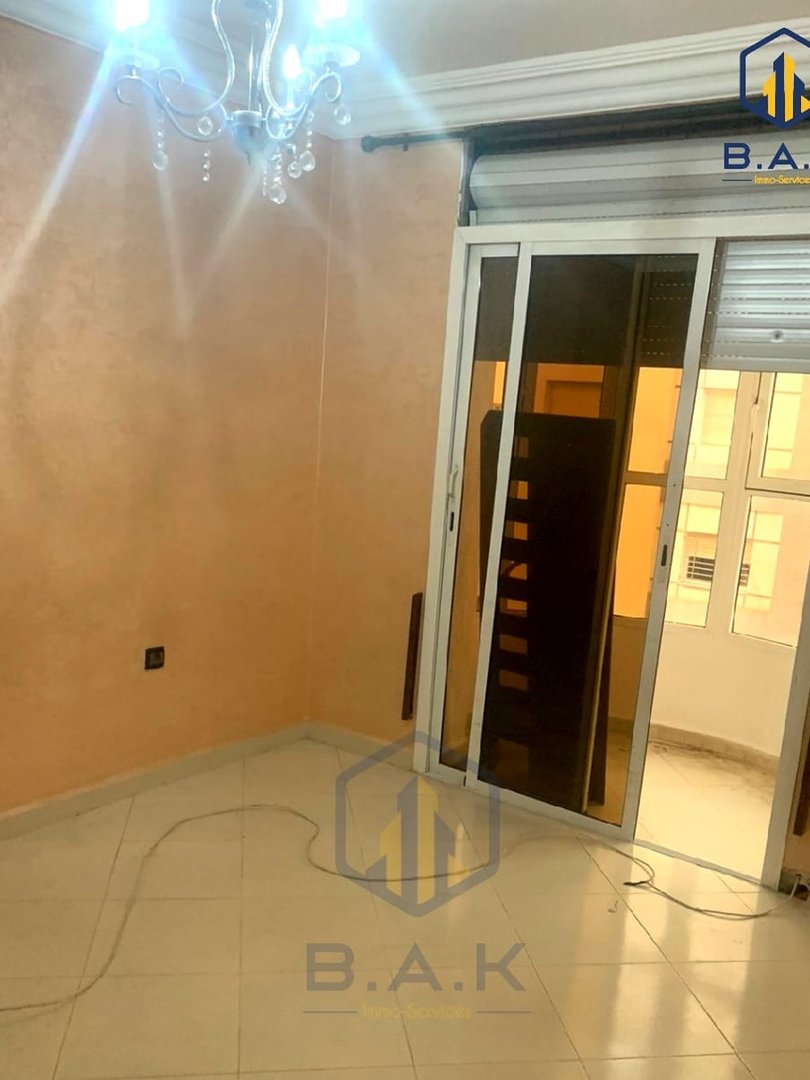 Apartment for sale with balcony - Photo 8