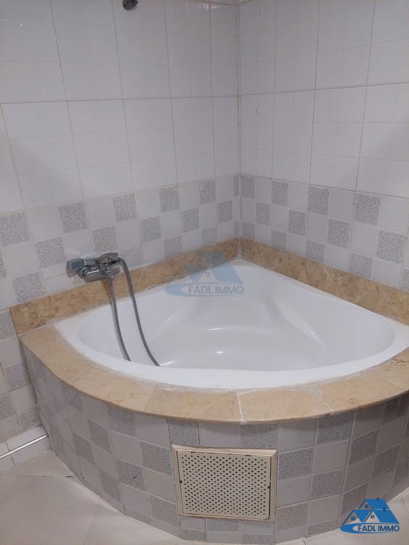 Appartement à vendre au premier étage - Photo 3