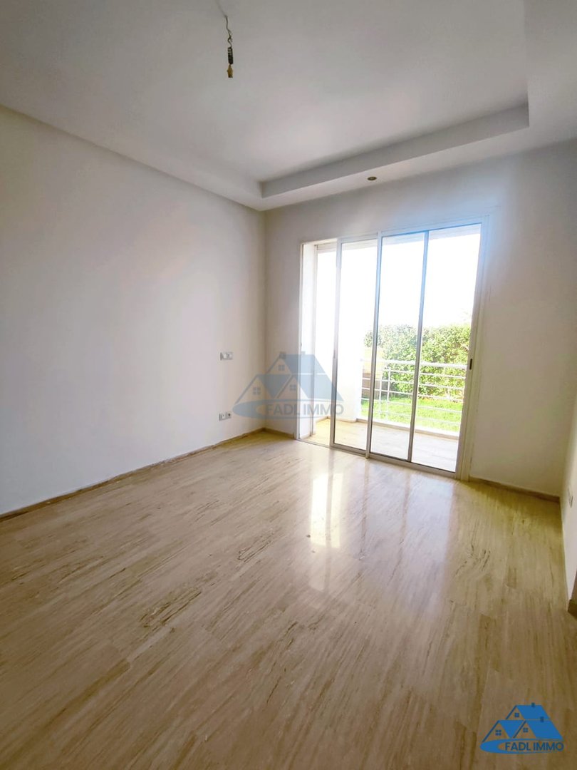 Terası olan kiralık daire - Photo 1