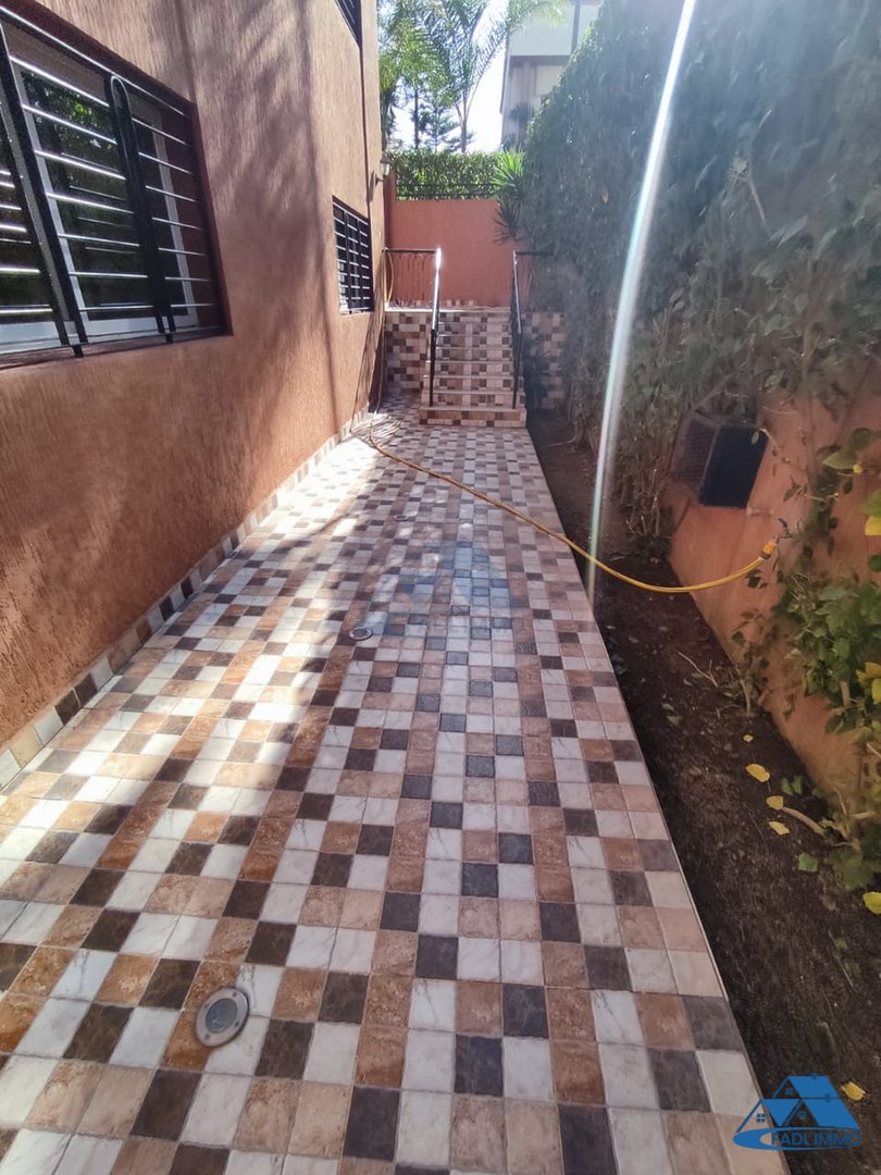 فيلا للبيع مع تراس - Photo 13