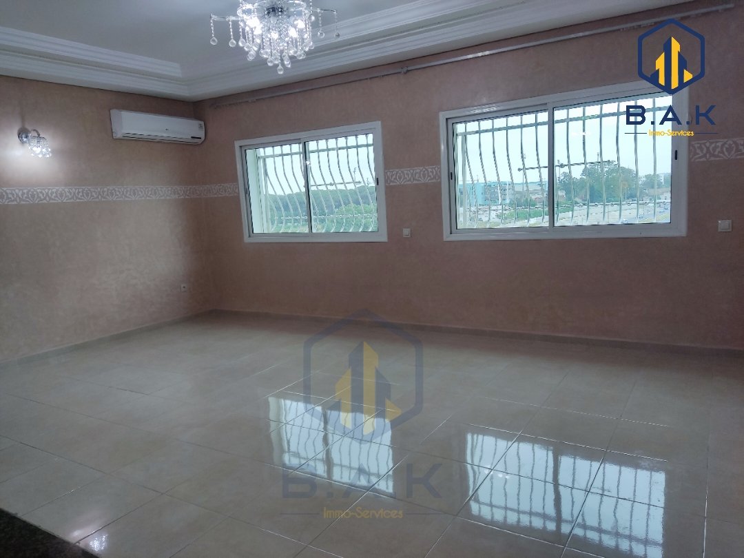 Apartamento en venta con terraza - Photo 5