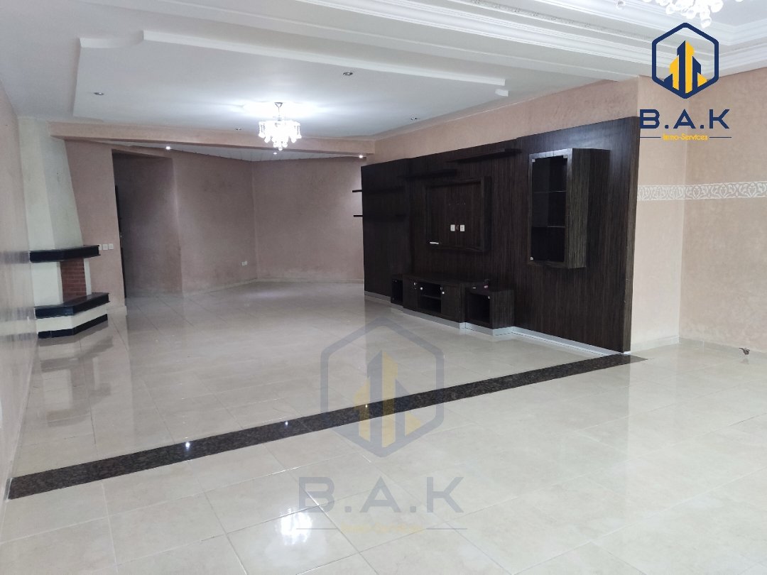 Apartamento en venta con terraza - Photo 3