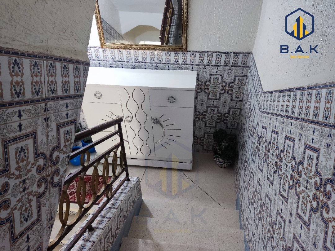 Maison à vendre avec terrasse et deux étages - Photo 13