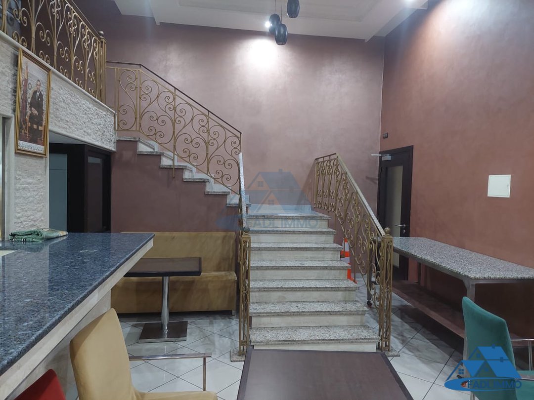 Maison à vendre avec terrasse et quatre étages - Photo 20