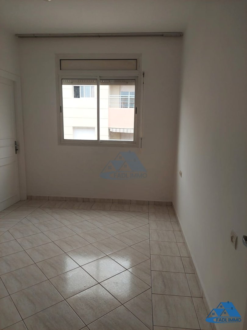 Maison à vendre avec terrasse et quatre étages - Photo 14