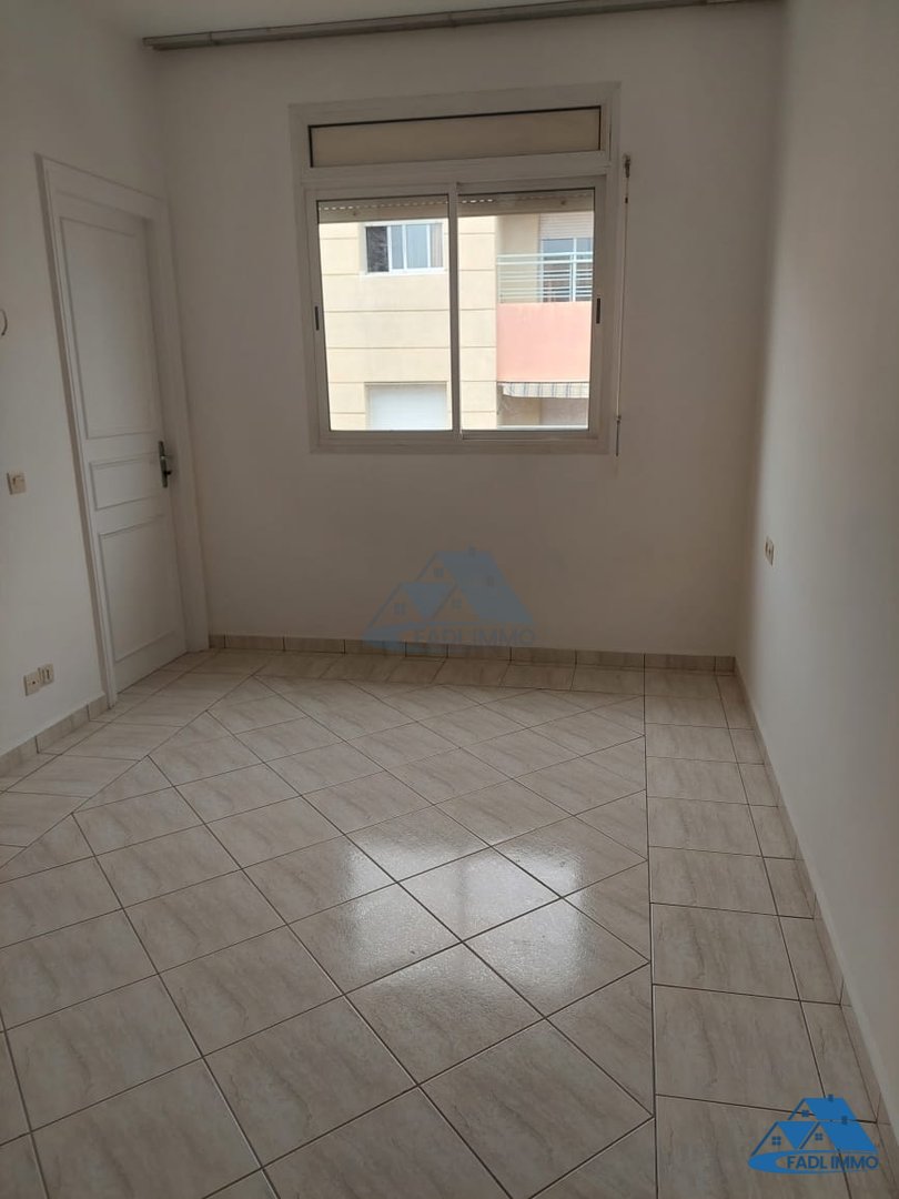 Maison à vendre avec terrasse et quatre étages - Photo 12