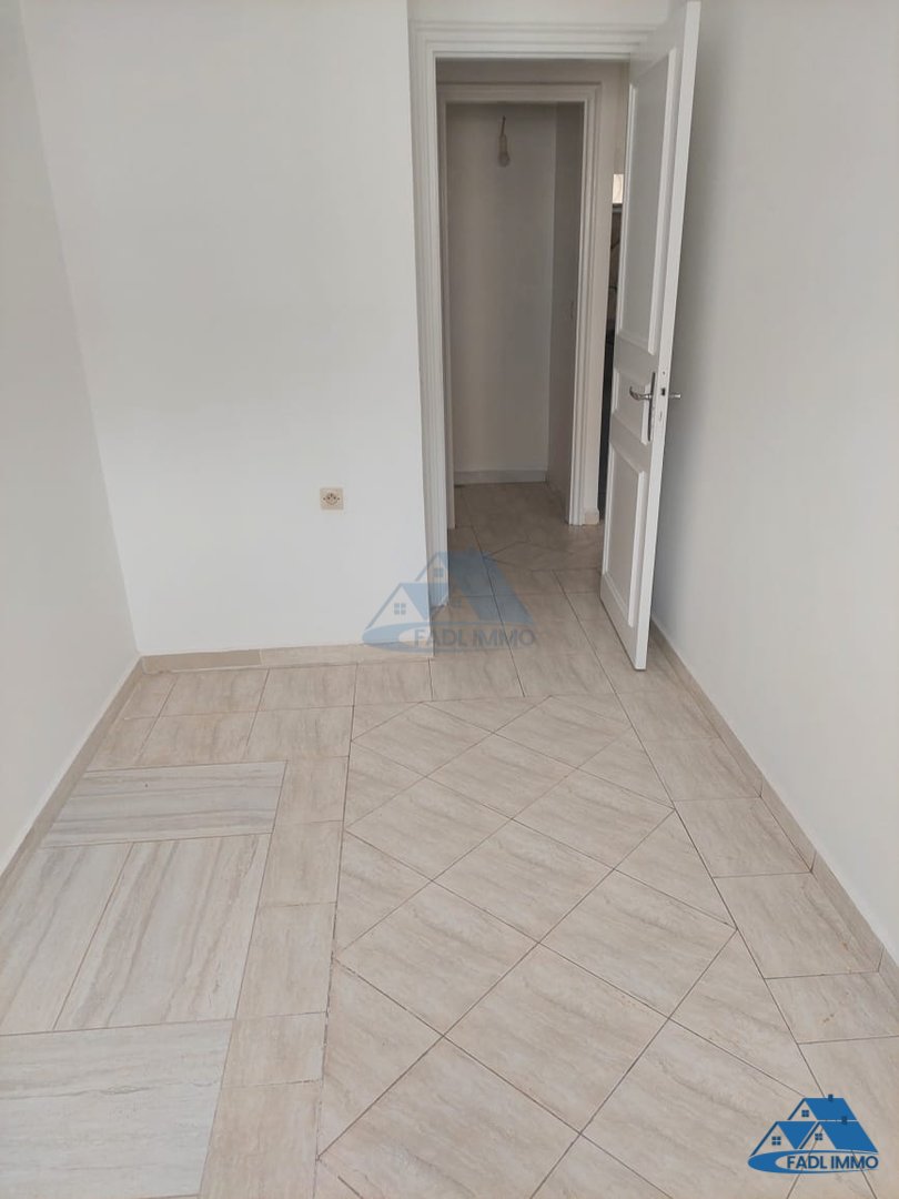 Maison à vendre avec terrasse et quatre étages - Photo 17