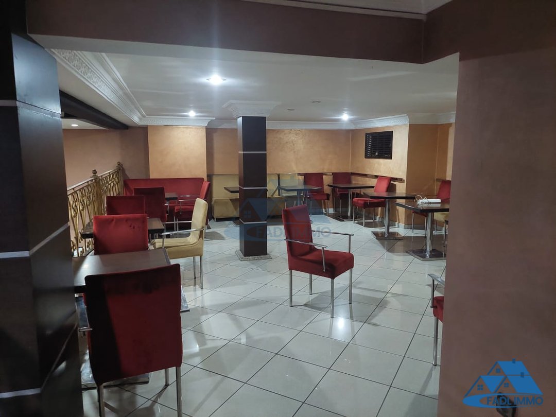 Maison à vendre avec terrasse et quatre étages - Photo 24