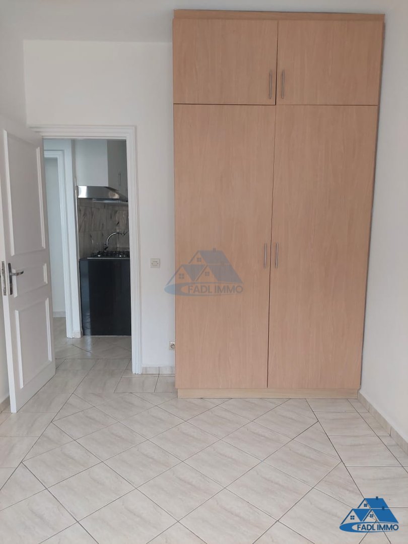 Maison à vendre avec terrasse et quatre étages - Photo 13