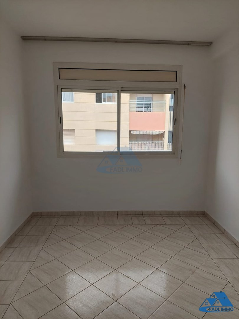 Maison à vendre avec terrasse et quatre étages - Photo 10